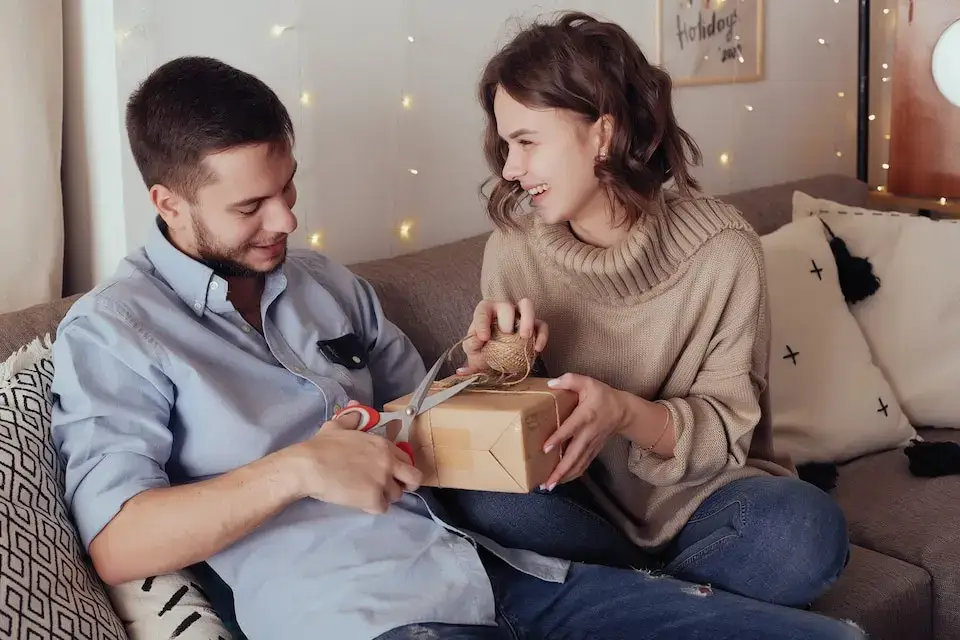 Ajándékot adni öröm